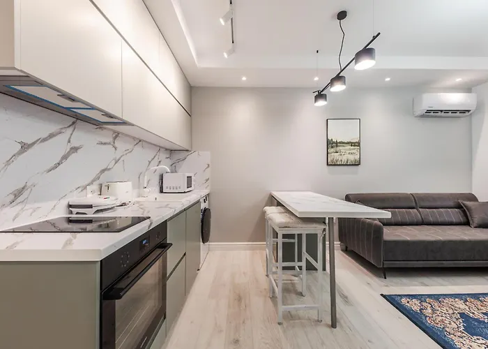 Moskat By ティラナ