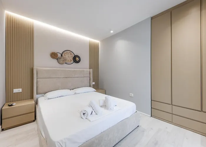 Moskat By ティラナ